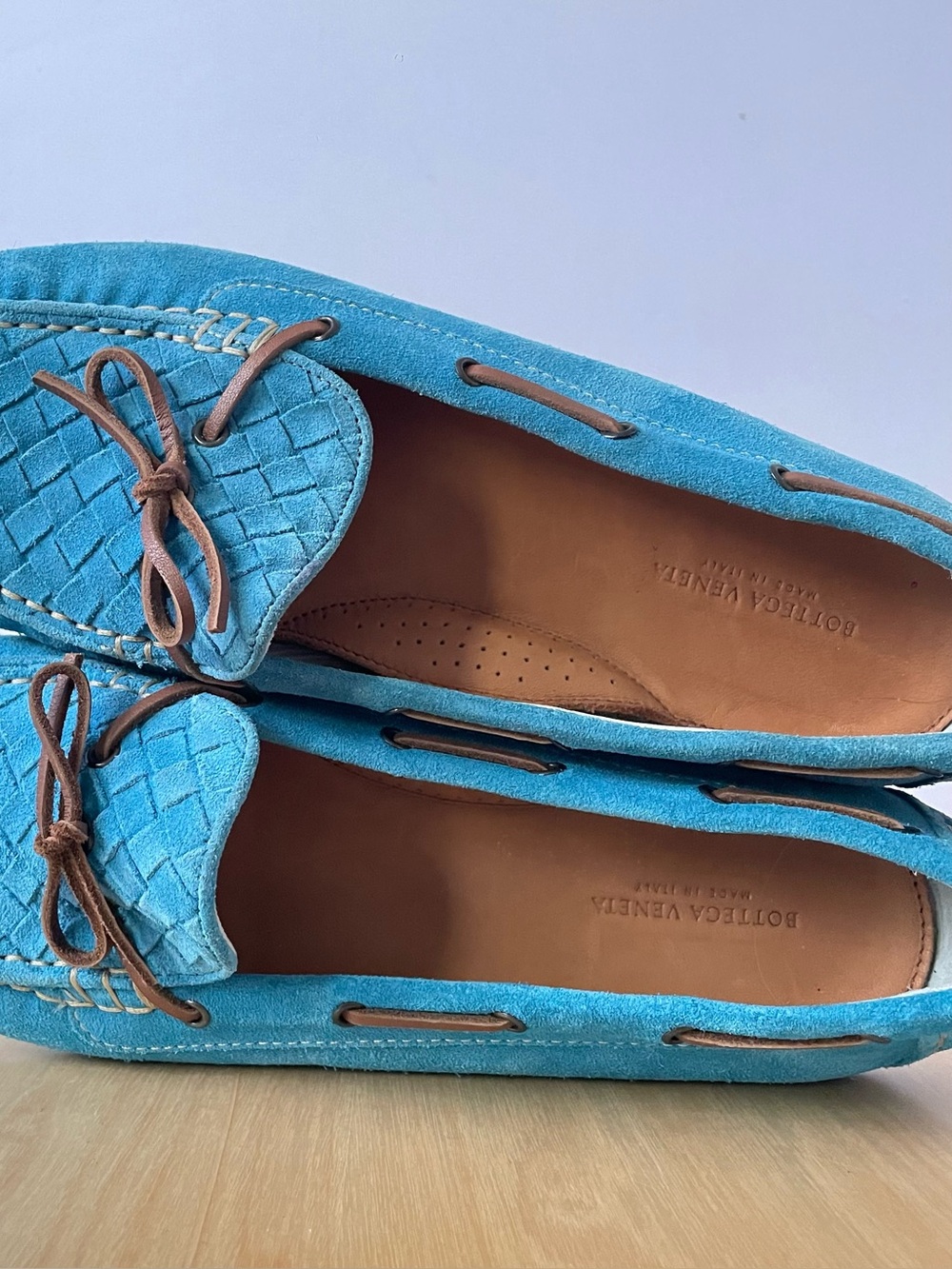 Bottega Veneta Intrecciato Suede Bow Loafers | EU 39 - Picture 6 of 11